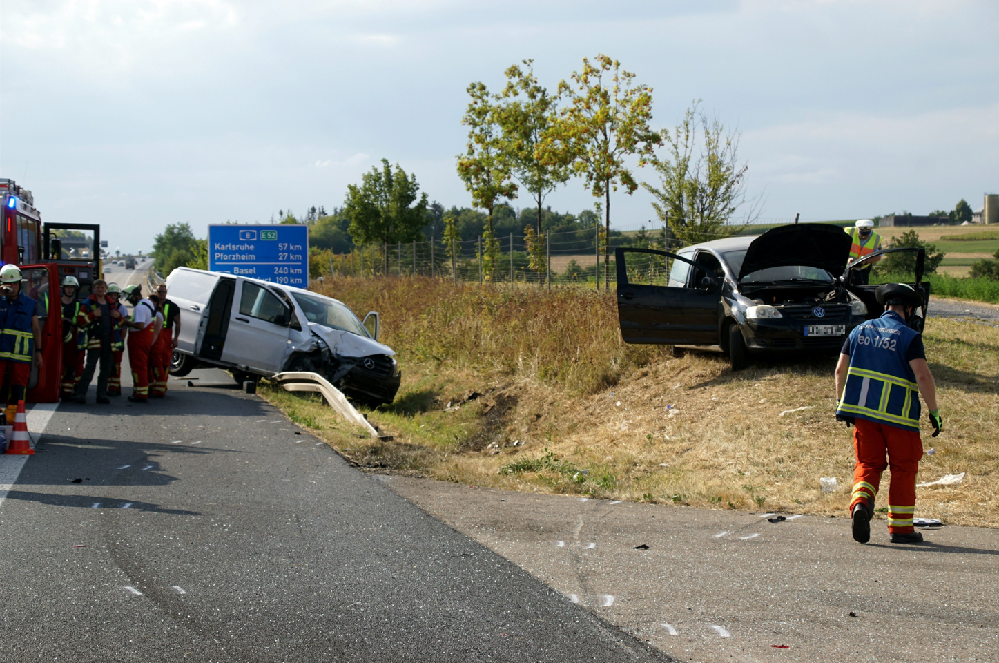 Beide Fahrzeuge waren nicht mehr fahrbereit. Bild: SDMG/Dettenmeyer