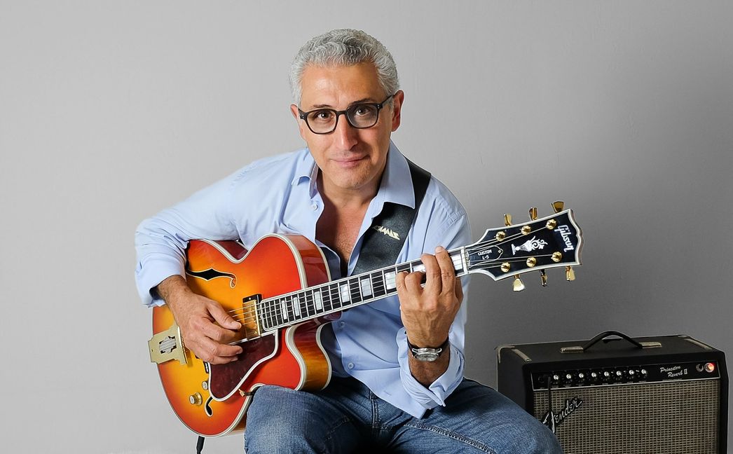 Jazzgitarrist Lorenzo Petrocca gastiert am Sonntagin Weil der Stadt.   Bild: z