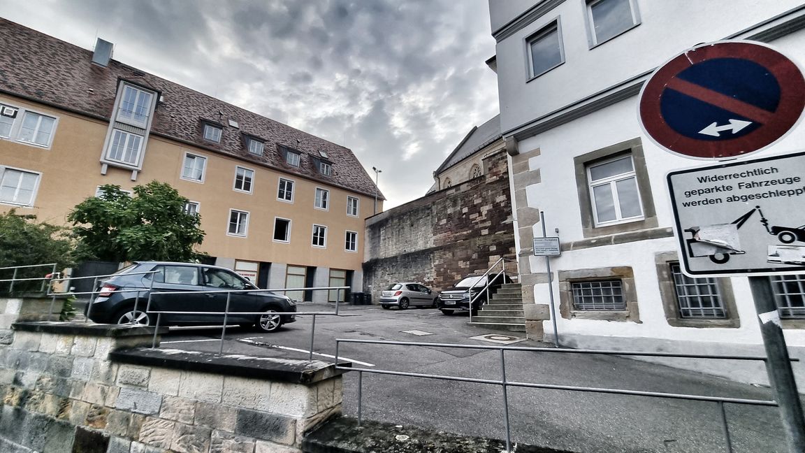 An der Stützmauer des Fruchtkastens soll ein Aufzug aufgestellt werden. Bild: Hamann
