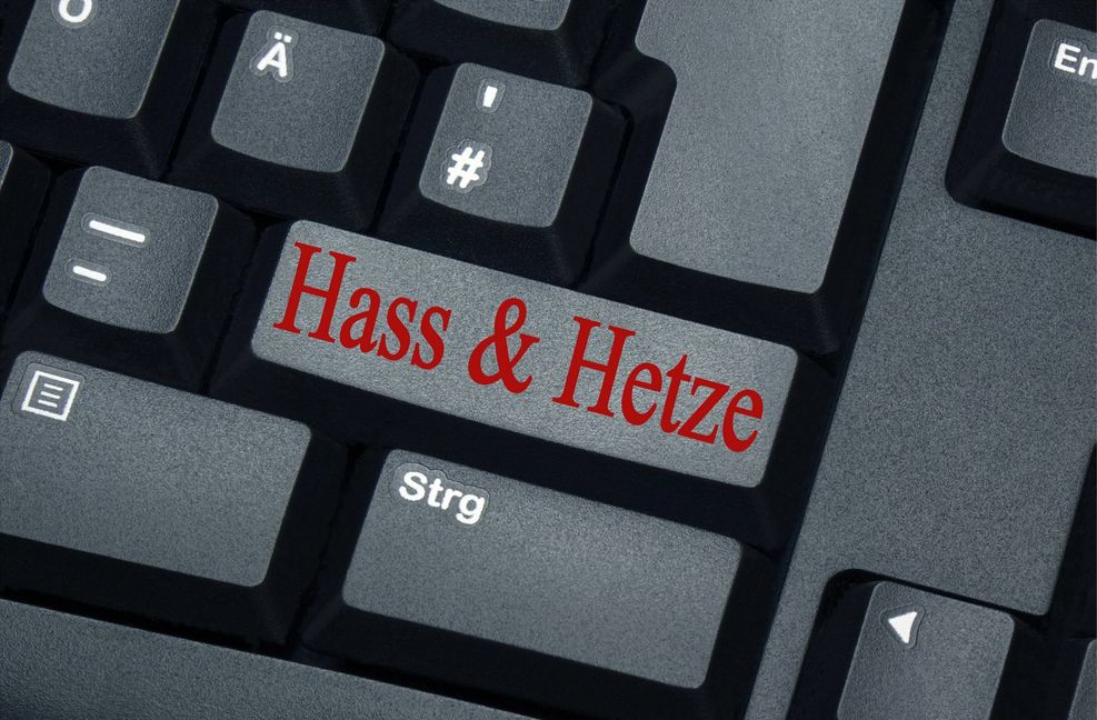 Hass und Netze finden häufig auch im Netz statt.