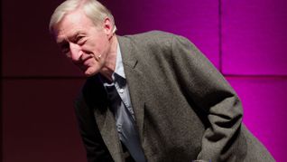 Julian Barnes nimmt Abschied - er hat seinen letzten Roman veröffentlicht. (Archivbild)