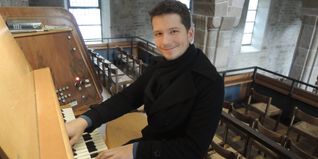 Kantor Daniel Tepper ist auch in diesem Jahr wieder aktiv an der Orgelreihe beteiligt, auch als Dirigent.