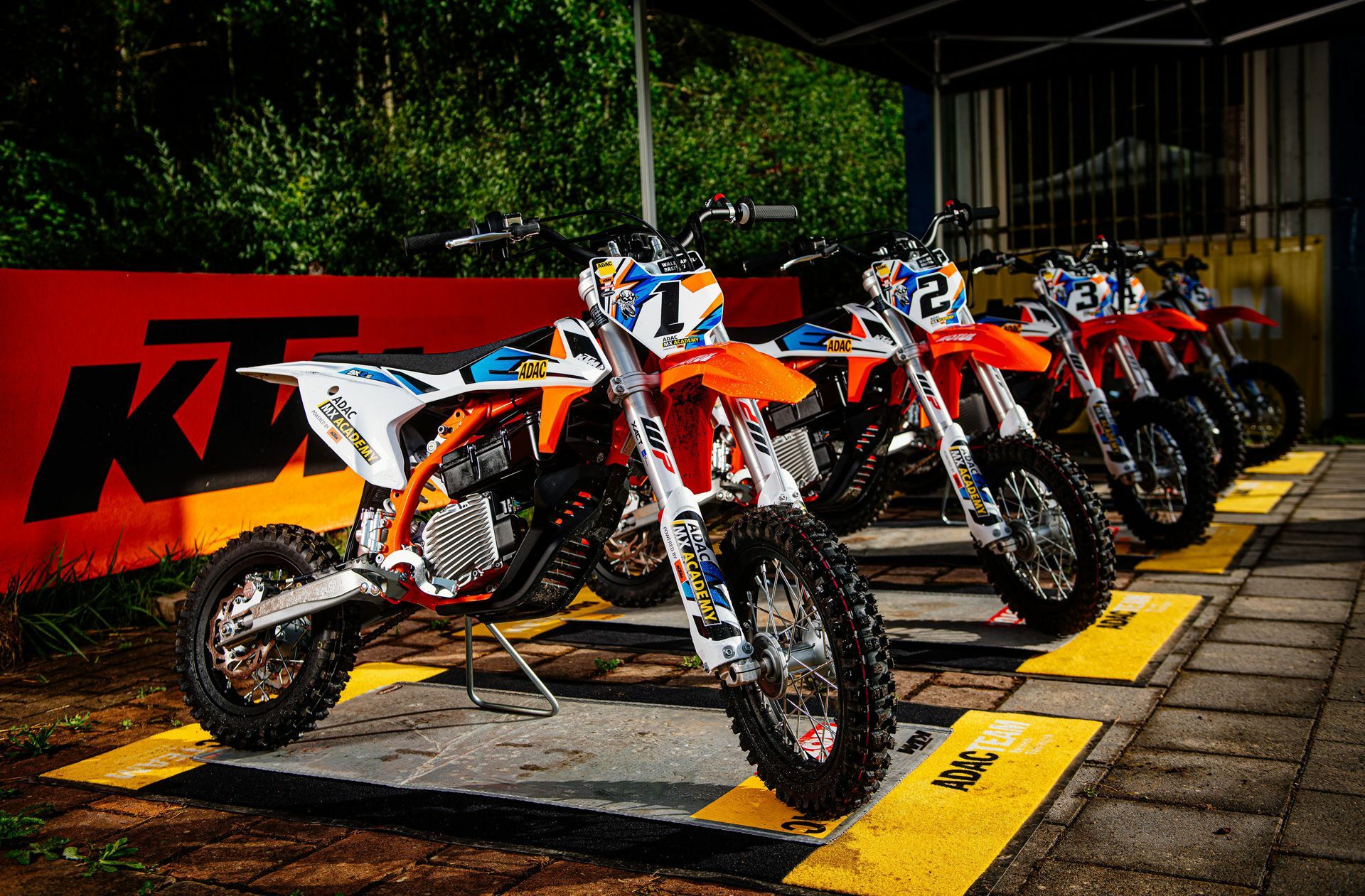 So sehen die Supercross-Motorräder der Zukunft aus.