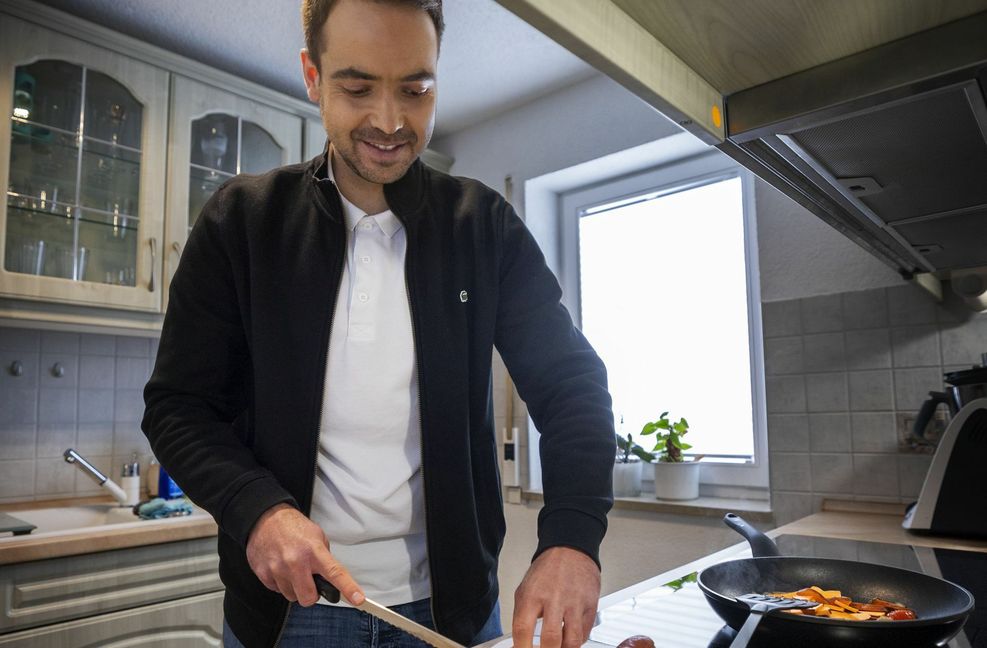 Josef Köppel wiegt heute 82 Kilogramm und kocht am liebsten selbst.
