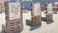 Wichtiger Schritt: Stelen mit dem Siegerentwurf für das Post-/Voba-Areal in Sindelfingen auf dem Grünen Platz. Bild: Heiden