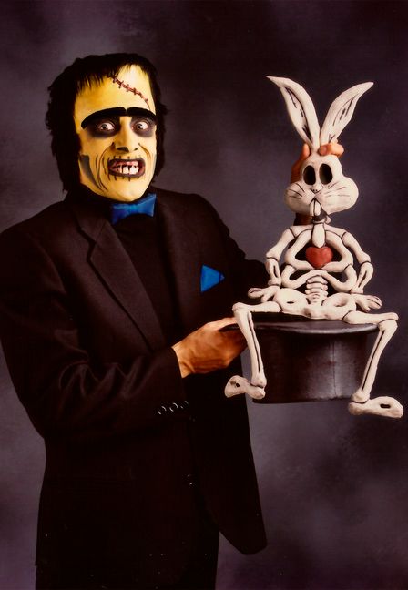 Enric Magoo aus Spanien ist ein liebenswerter Frankenstein, der sich selbst schweben lassen kann. Bild: z