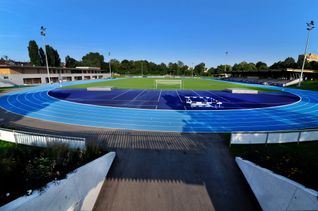 Die Sindelfinger Volksbank wird bei der zweiten BlueTrackNight Namenssponsor im Flöschenstadion.