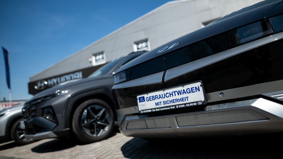 Gebrauchte Elektroautos - Privatpersonen kaufen sie inzwischen häufiger so als neu.