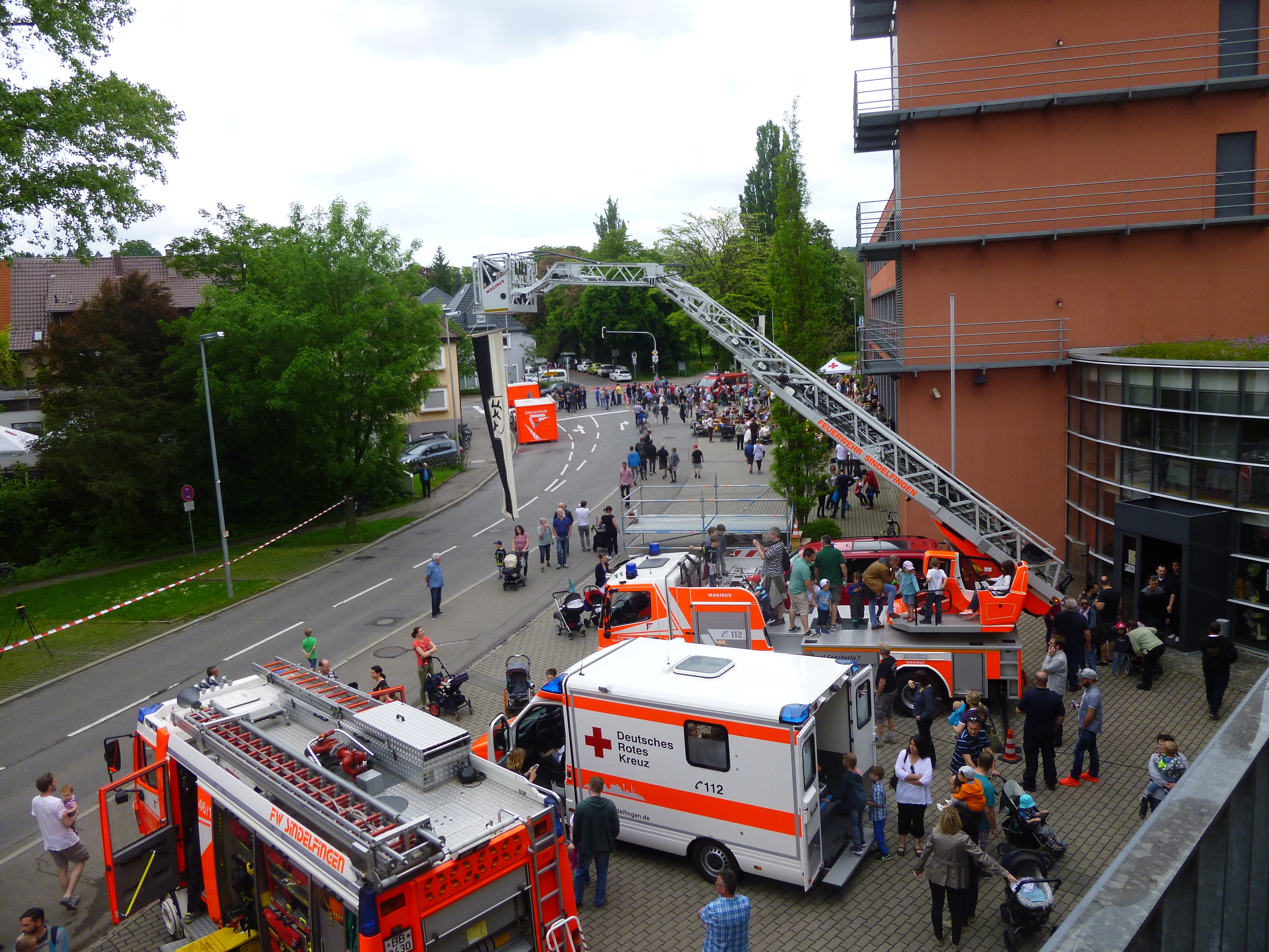 Volles Haus beim Tag der offenen Tür der Sindelfinger Freiwilligen Feuerwehr. (Bild: Steiner)