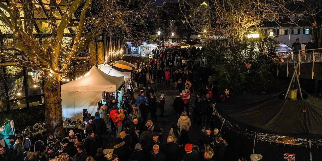 Der Maichinger Weihnachtsmarkt. Bild: Dettenmeyer/A