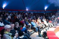 Manege frei für Circus Gebrüder Barelli.