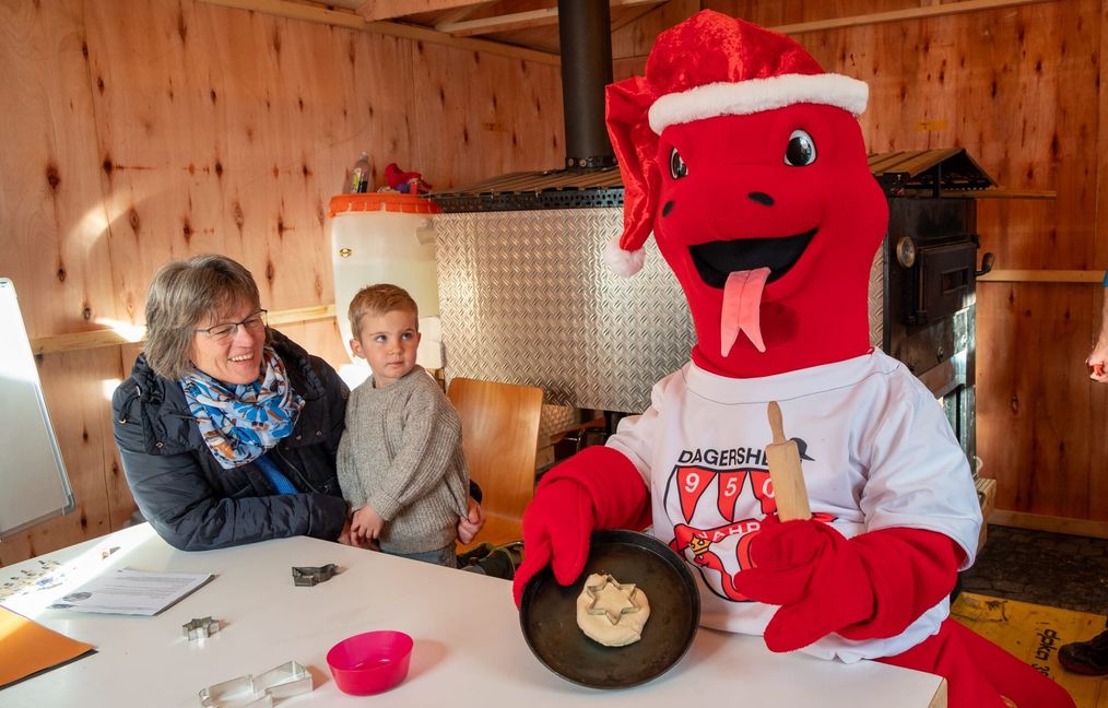 Dagoldi griff zu Wellholz und Ausstecherle