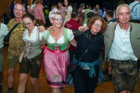 Beste Stimmung beim Maichinger Oktoberfäschd im Bürgerhaus.