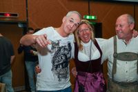 Beste Stimmung beim Maichinger Oktoberfäschd im Bürgerhaus.