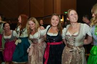 Beste Stimmung beim Maichinger Oktoberfäschd im Bürgerhaus.