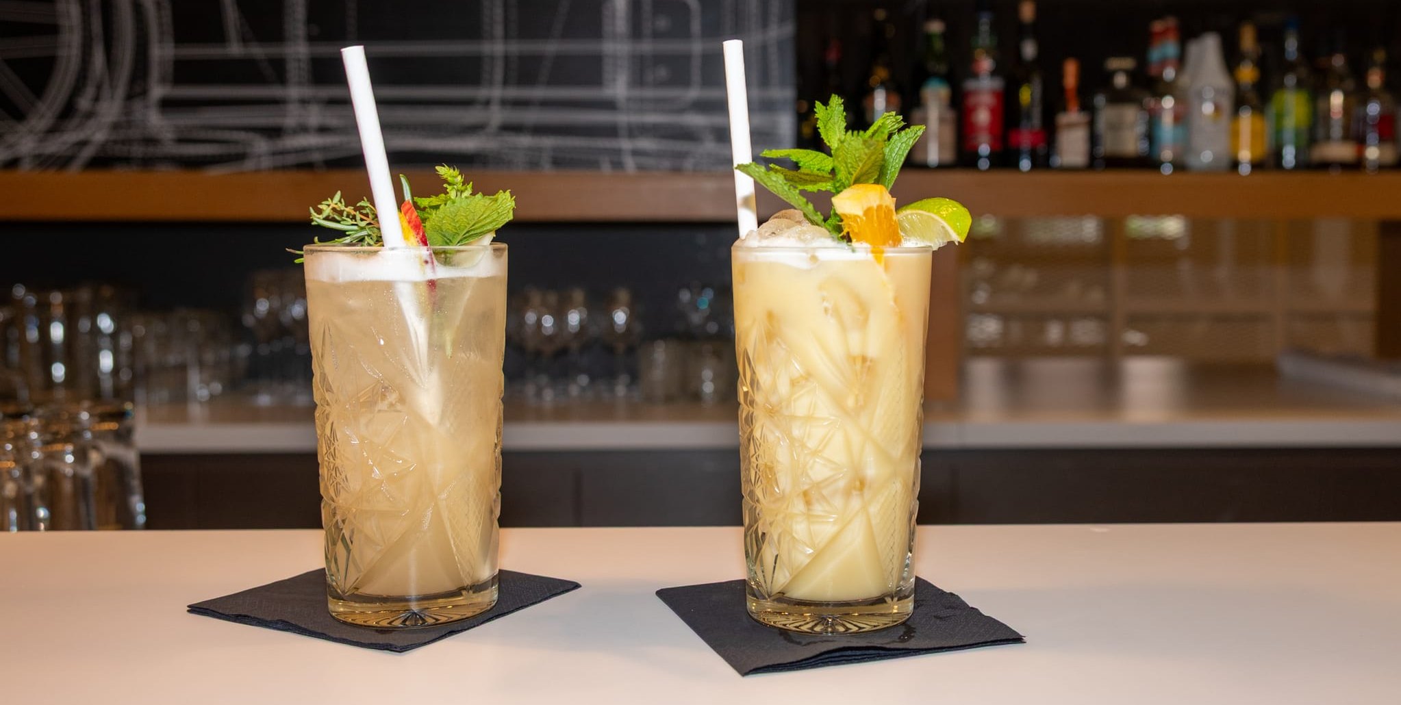 Ob ein Mocktail „Pear Holunder“ oder eine Pina Colada , ein Cocktail kann der Einstieg in einen schönen Abend an der Bar im Stuttgart Marriot Hotel Sindelfingen sein.