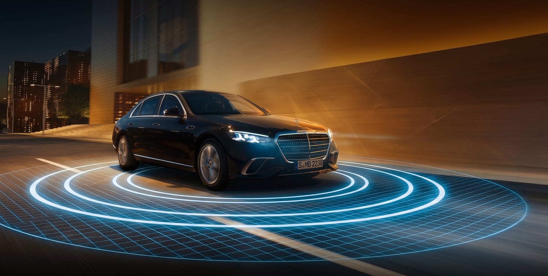 Mit Infrastrukturprojekten in Europa zeigt Mercedes‑Benz, wie intelligente Datennutzung das Infrastrukturmanagement modernisieren kann.