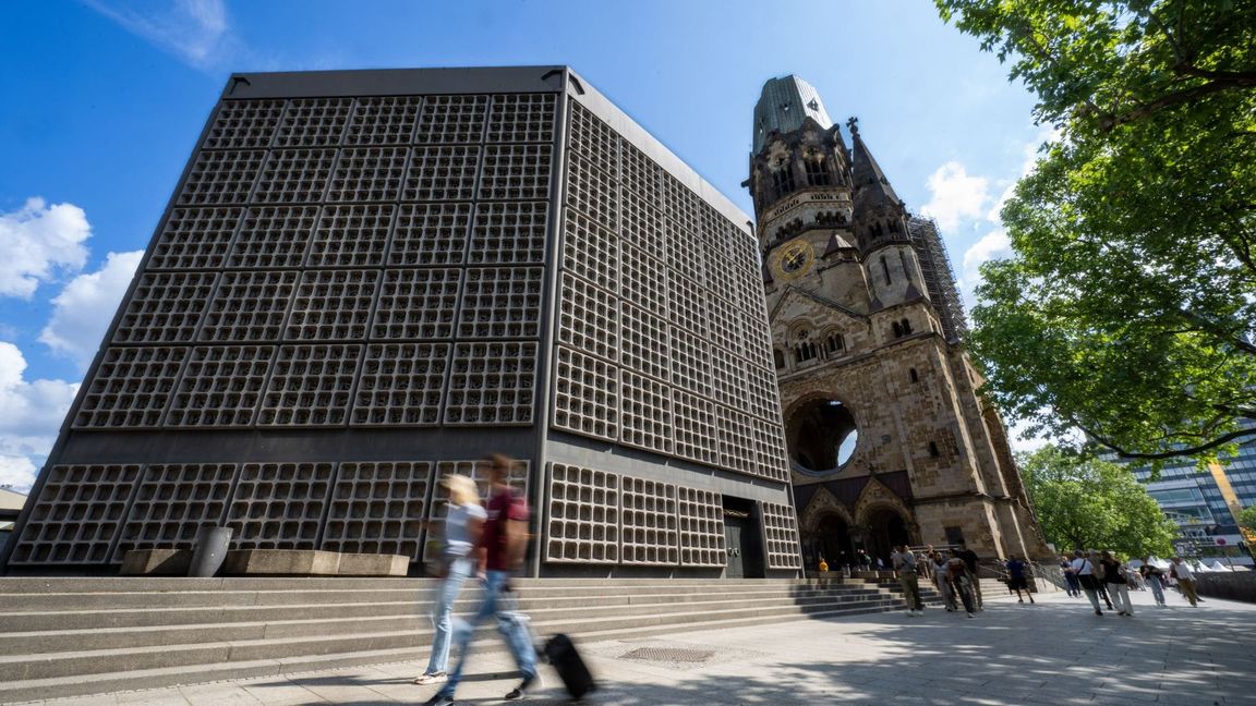 In Berlin gibt es viele Erinnerungen an die Geschichte, wie etwa hier an der Kaiser-Wilhelm-Gedächtniskirche in der City West in Charlottenburg. (Archivbild)