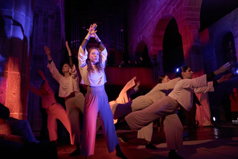 Das Andas-Ensemble beim "Pfad der Wunder" zum Auftakt der Reihe Leere Martinskirche.
