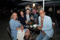 Erst spielte im Außenbereich die Partykultband Lamas und heitzte bis kurz nach 22 Uhr im Außenbereich. Danach ging es weiter mit Fridays Finest im Innenbereich. Eine Mega Stimmung den ganzen Abend über.