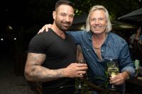 Erst spielte im Außenbereich die Partykultband Lamas und heitzte bis kurz nach 22 Uhr im Außenbereich. Danach ging es weiter mit Fridays Finest im Innenbereich. Eine Mega Stimmung den ganzen Abend über.