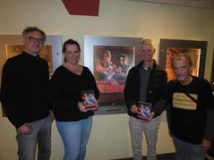 Mit dem 14. Teil der Krimi Reihe „Mordkommission Calw“ waren Rasmus Muttscheller, Tanja Kietz, Armin Schnürle und Wolfgang Hellmich vom Calwer Verein Mania Pictures vor gut 200 Zuschauern im Böblinger Filmzentrum Bären zu Gast. Bild: Staber