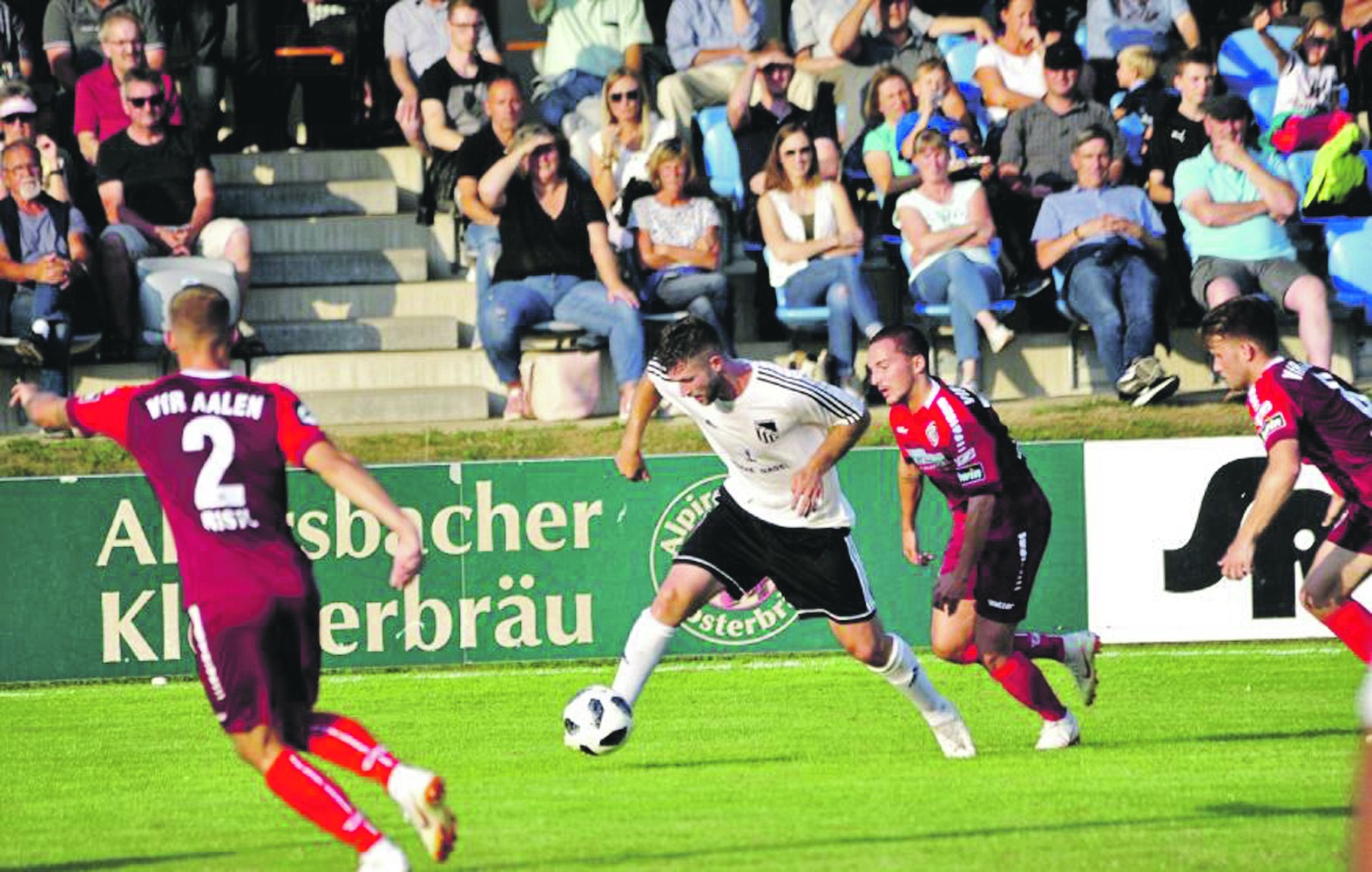 FCG-Neuzugang Maikel Boric (am Ball) und seine Teamkollegen zeigten eine starke Vorstellung. Bild: Photo 5