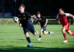 Gabriel Körtge Corral im Vorwärtsgang. Der TSV Ehningen hielt in der ersten Halbzeit gut mit dem Favoriten mit. Bild: photostampe