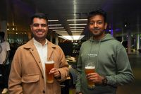 After-Work-Party im Sindelfinger Mercedes-Kundencenter: 
tolle Musik und coole Drinks