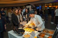 After-Work-Party im Sindelfinger Mercedes-Kundencenter: 
tolle Musik und coole Drinks
