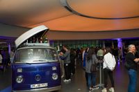 After-Work-Party im Sindelfinger Mercedes-Kundencenter:
tolle Musik und coole Drinks