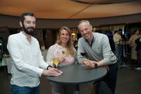 After-Work-Party im Sindelfinger Mercedes-Kundencenter:
tolle Musik und coole Drinks