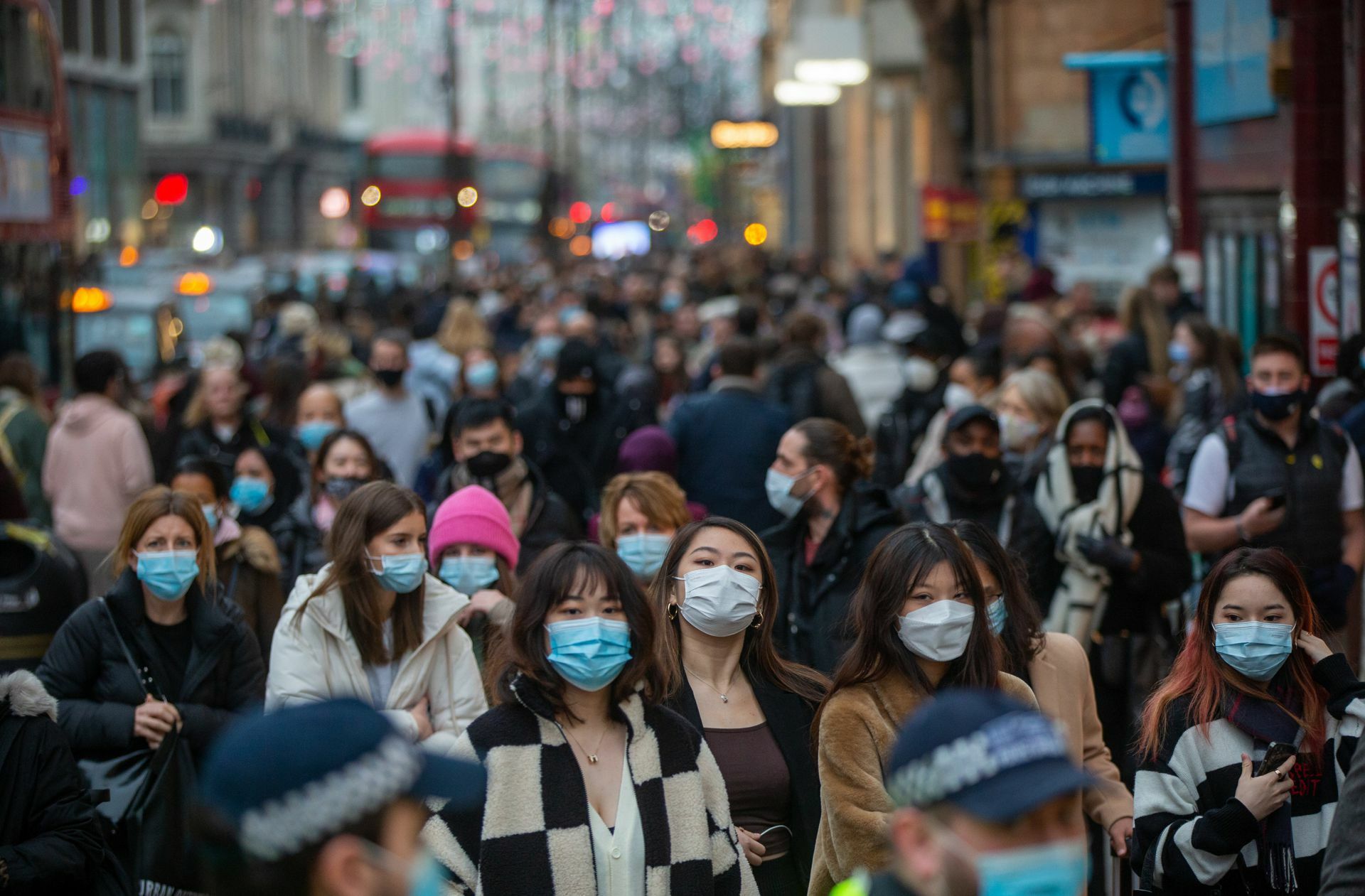 In London steigen die Infektionszahlen wegen Omikron sehr stark. Für Deutschland kann die Entwicklung bislang kaum vorhergesagt werden.
 Foto: dpa/Tayfun Salci