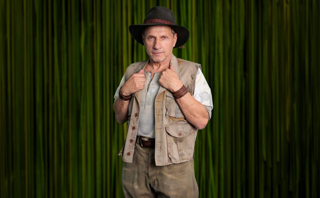 Richy Müller als Clayton.