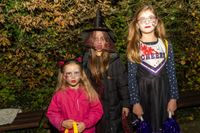 Nette Geister und Vampire im Sommerhofenpark: Halloween bei den Dampfbahnfreunden Sindelfingen