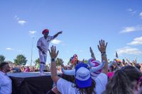 Beste Stimmung auf dem Flugfeld.