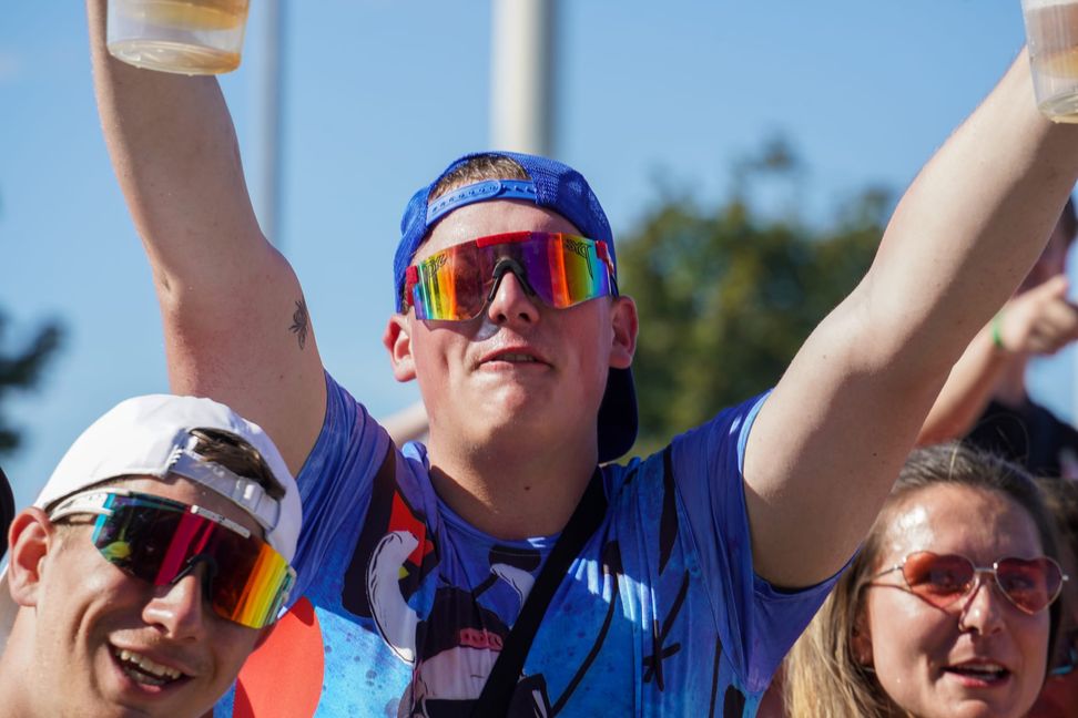 Beste Stimmung auf dem Flugfeld.