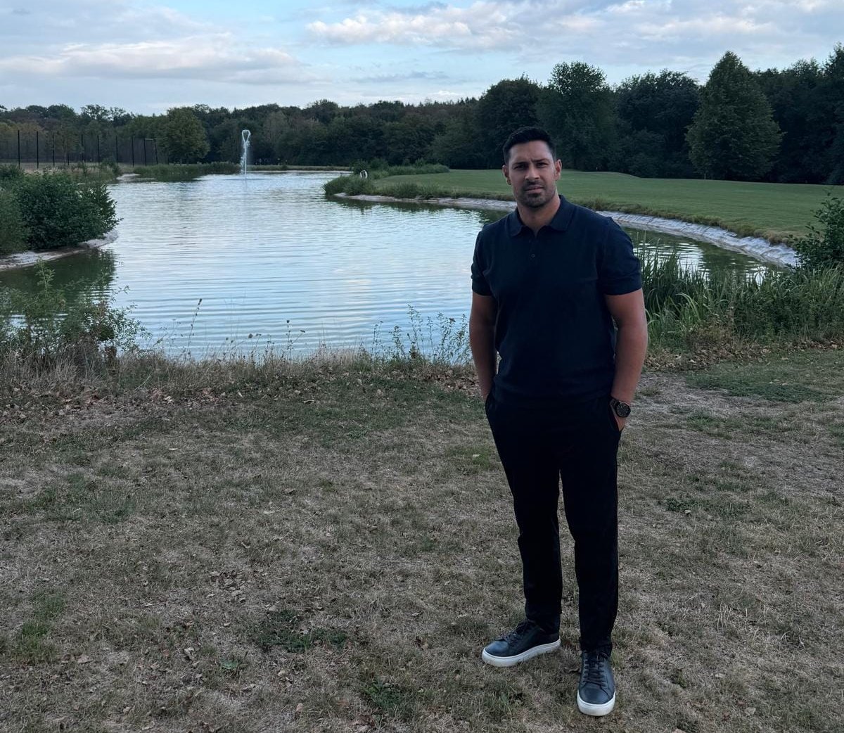 Marcel Gallmayer, im Golfclub Schönbuch, sagt: "Braun ist das neue Grün."