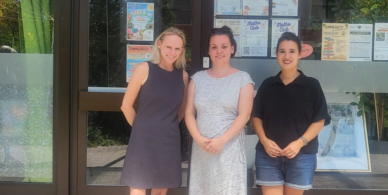 Das Team der Quartiersarbeit Hinterweil: Saskia Kovacevic, Timea Hajdu und Laura Vargas Gonzalez.