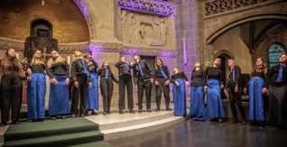 In der Martinskirche heißt es „Mädchenchor und Orgel“.
 Bild: z