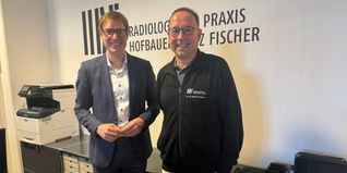 Markus Kleemann im Gespräch mit Dr. Michael Hofbauer in der Radiologischen Praxis Hofbauer Danz Fischer.