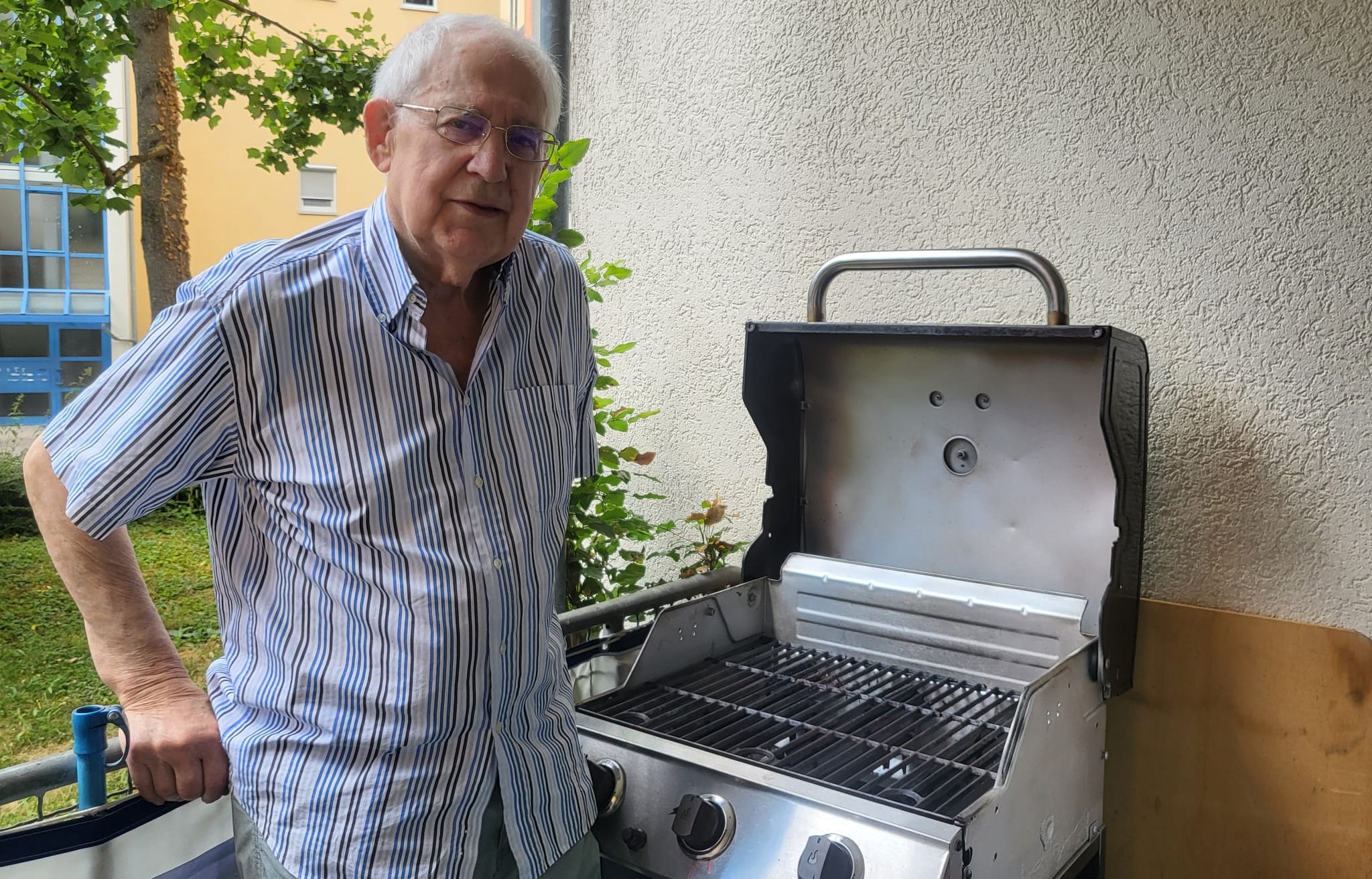 Horst Werner Zimmermann hat eine Wärmekammer für Gasgrills entwickelt.