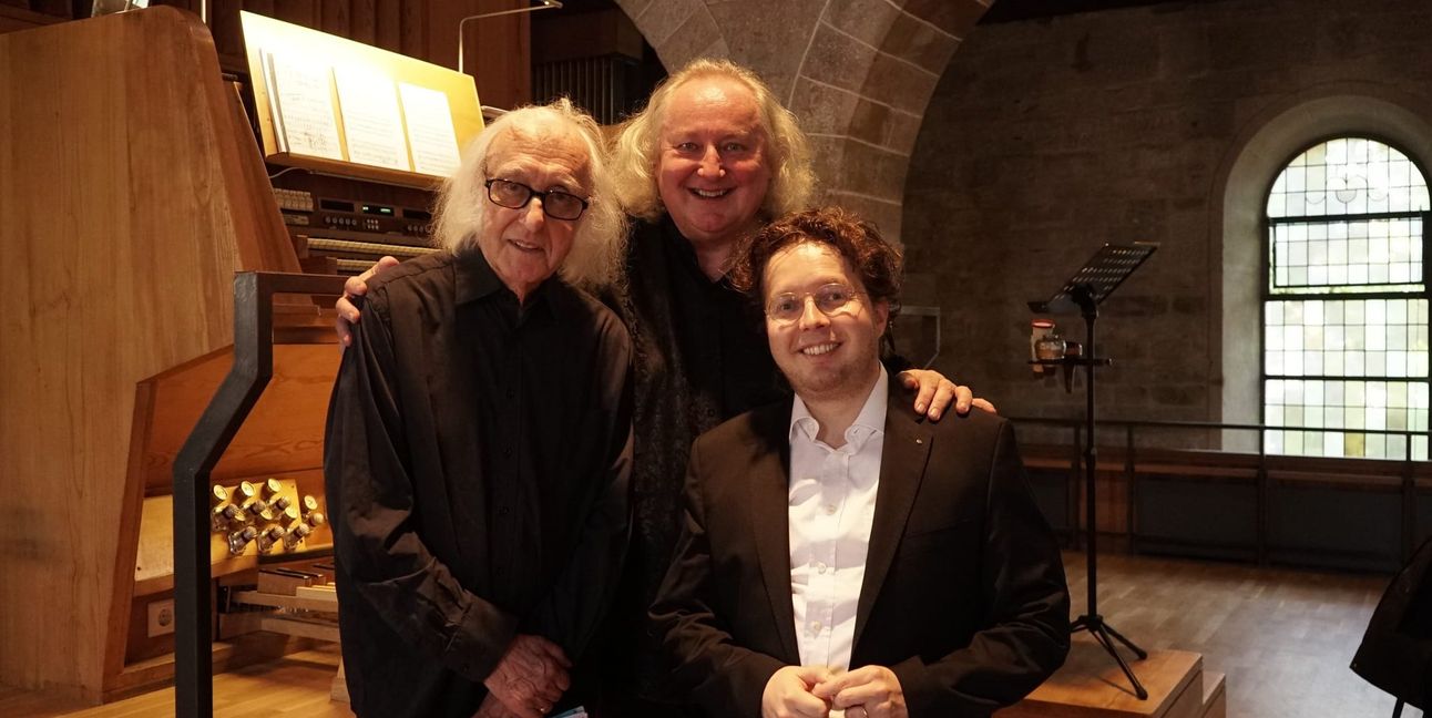 Komponist Zsigmond Szathmáry, Trompter Reinhold Friedrich und Organist Sebastian Küchler-Blessing (von links).