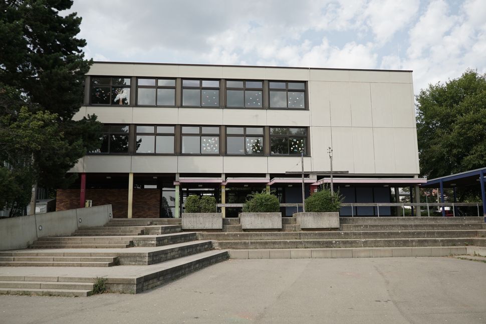 Das Bestandsgebäude Grundschule Maichingen der Johannes Widmann Gemeinschaftsschule. Bild: Heiden