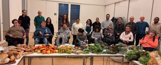 Gute Laune und gemeinsam etwas Leckeres zubereiten: Organisiert wurde die Veranstaltung von der Behindertenbeauftragten der Stadt Böblingen, Nora Marr, gemeinsam mit der Initiative Essbare Stadt.