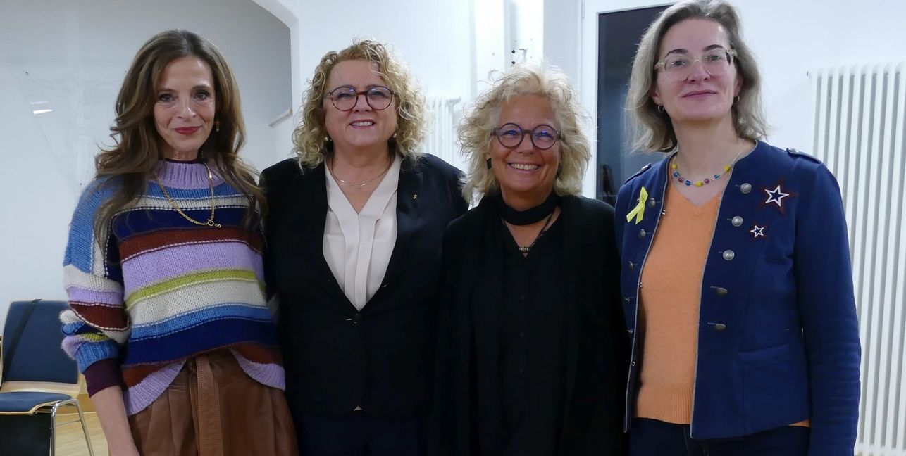 Von links: Stephanie Haiber, Angelika Klingel, Beate Müller-Gemmeke und Karoline Preisler.