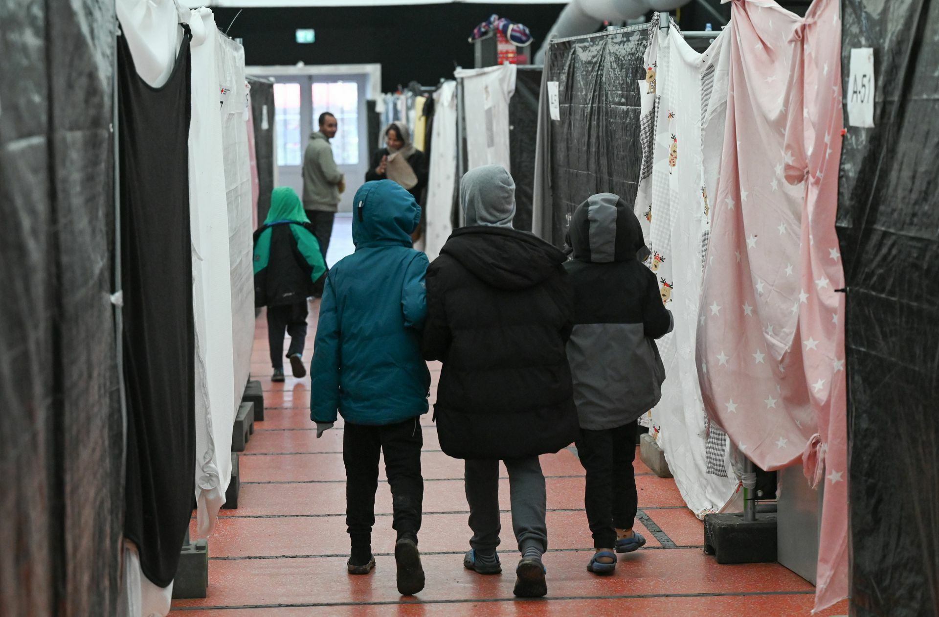 Viele Kommunen haben Probleme, die Unterbringung und Versorgung der Flüchtlinge zu gewährleisten.