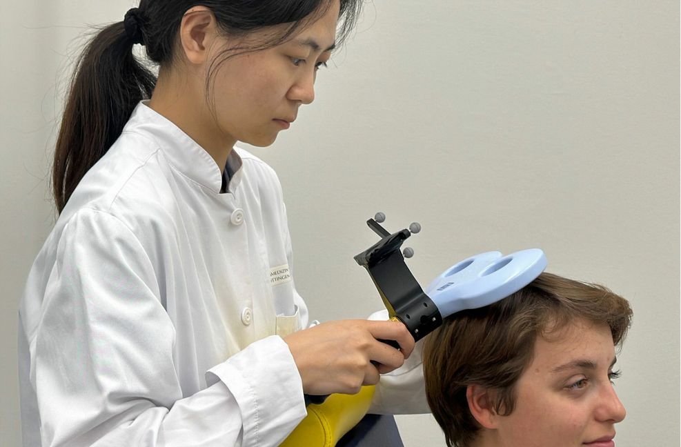 An der Uni Göttingen wird schon lange an der nicht-invasiven Hirnstimulation geforscht.