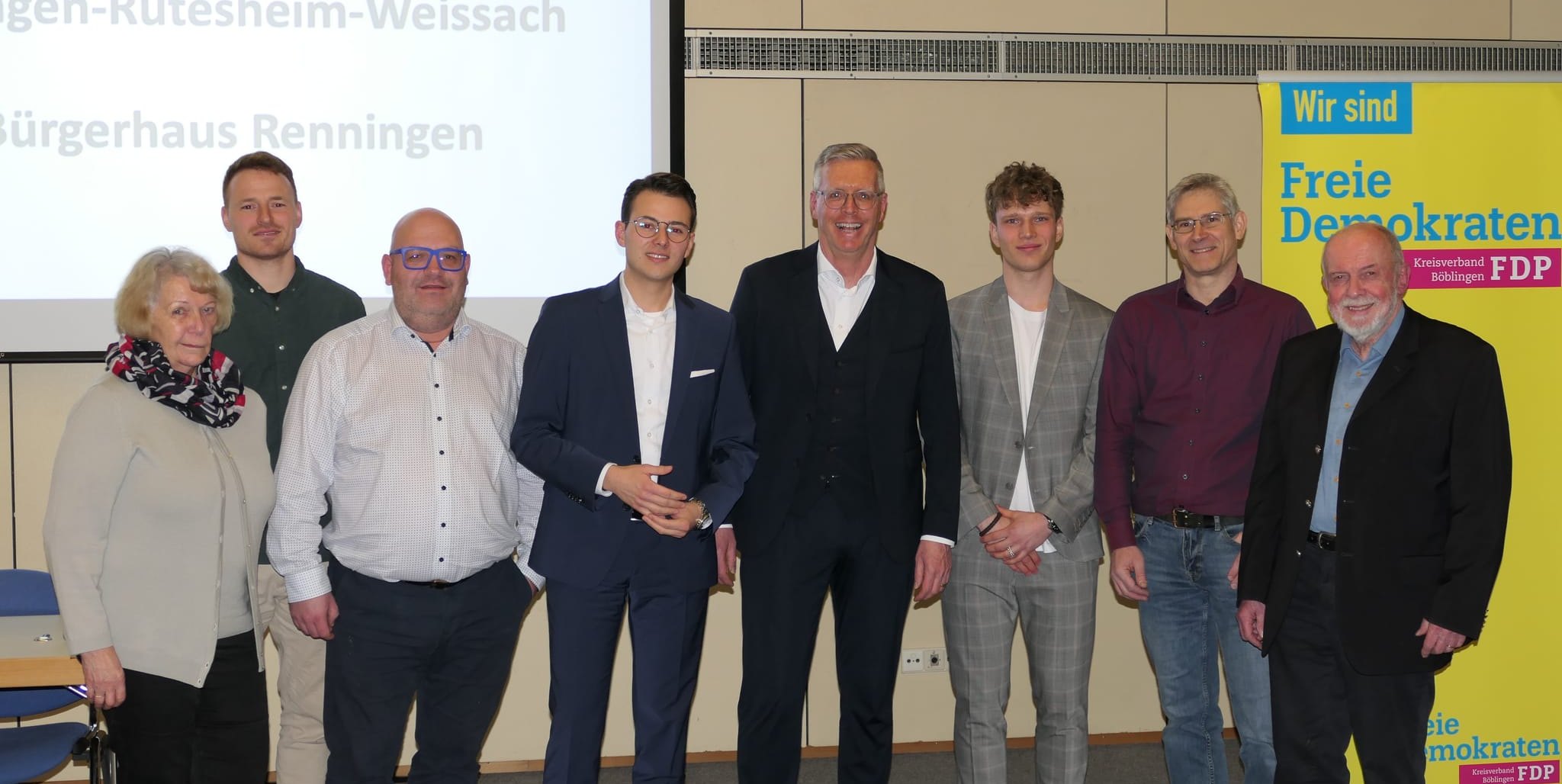 Von links: Doris Rapsch, Nicolai Maisch, Oliver Schmiedeberg, Chris Steinbinder, Ralf Weygand, Leon Beck, Falk Müller-Schwartz, Dr. Jörg Schweikhardt.