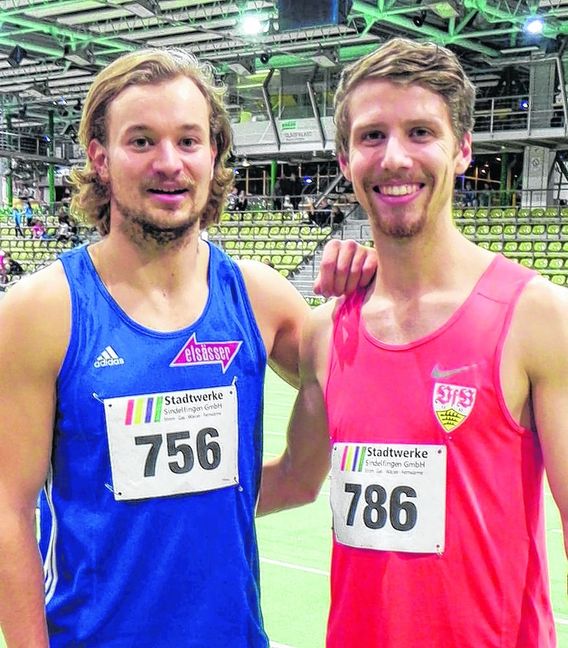 Lokalmatador Johannes Wiesner (links) musste sich am Freitagabend nur Fabian Heinle, EM-Silbermedaillengewinner im Weitsprung, geschlagen geben.  Bild: Burgstahler
